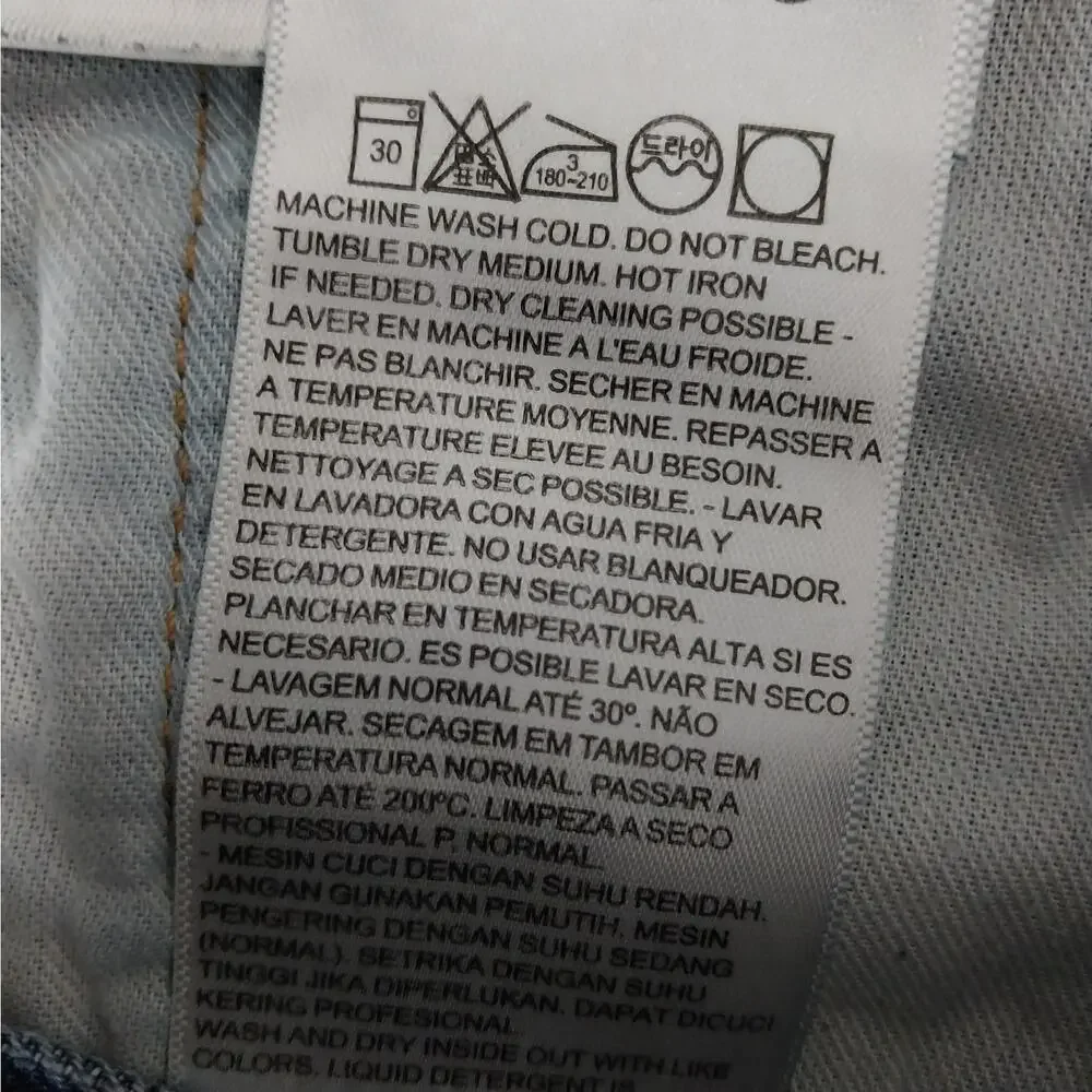 Levis measurements waist